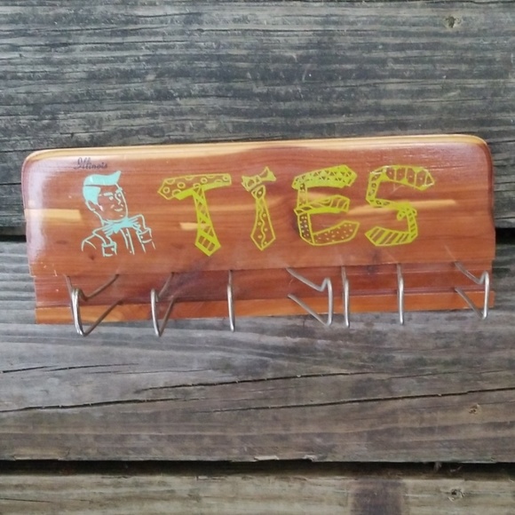 Vintage Tie Rack wooden Holder - Picture 1 of 4